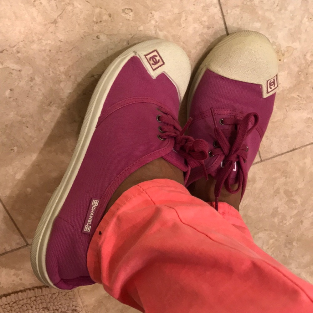 Chanel Pink sneaker - Picture 6 of 9
